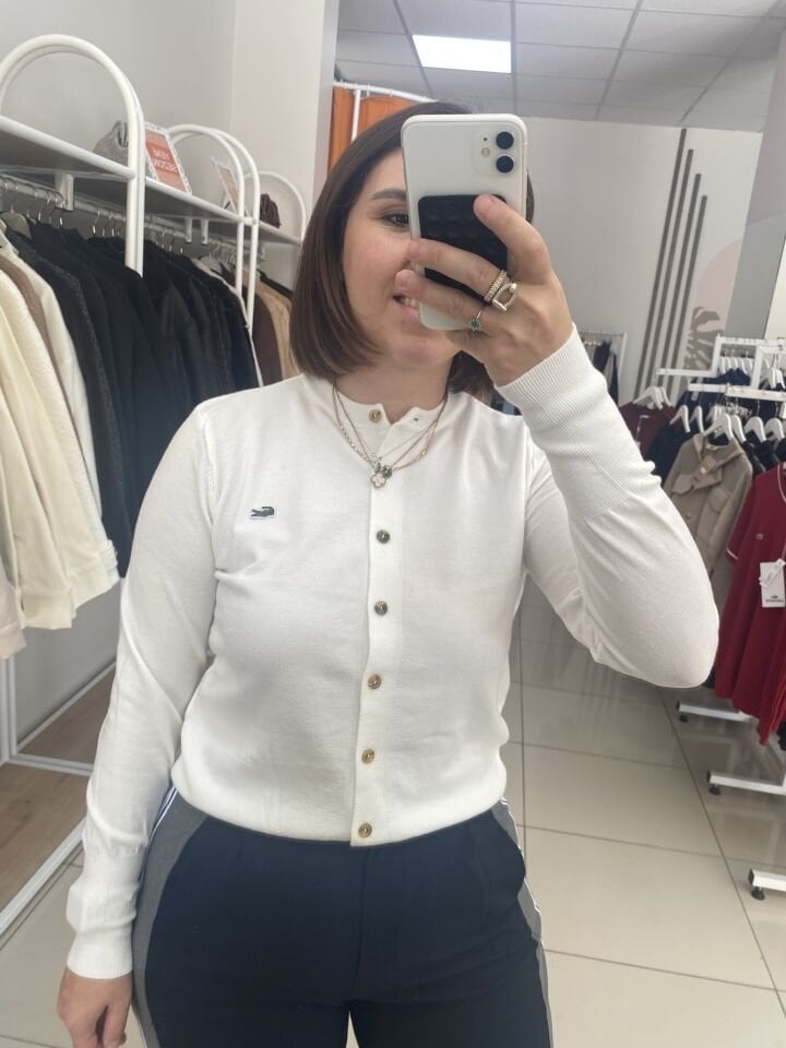 ÖNDEN DÜĞMELİ HIRKA