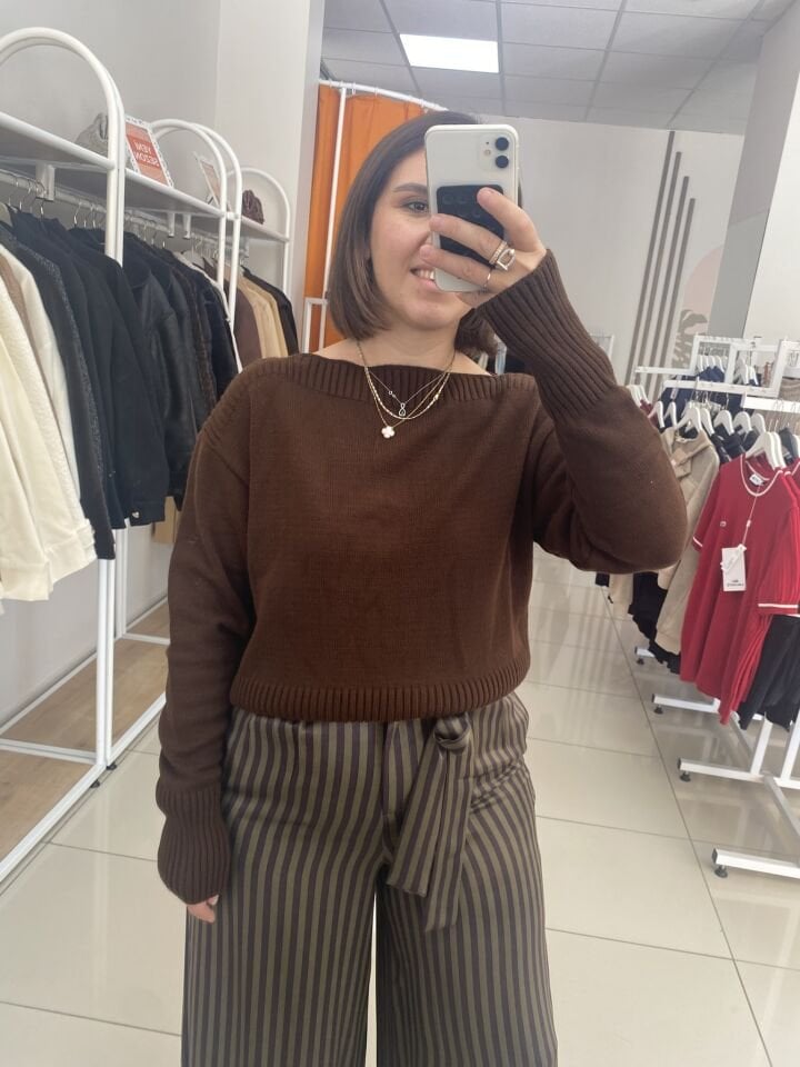 YUMOŞ KAZAK(KAHVERENGİ)