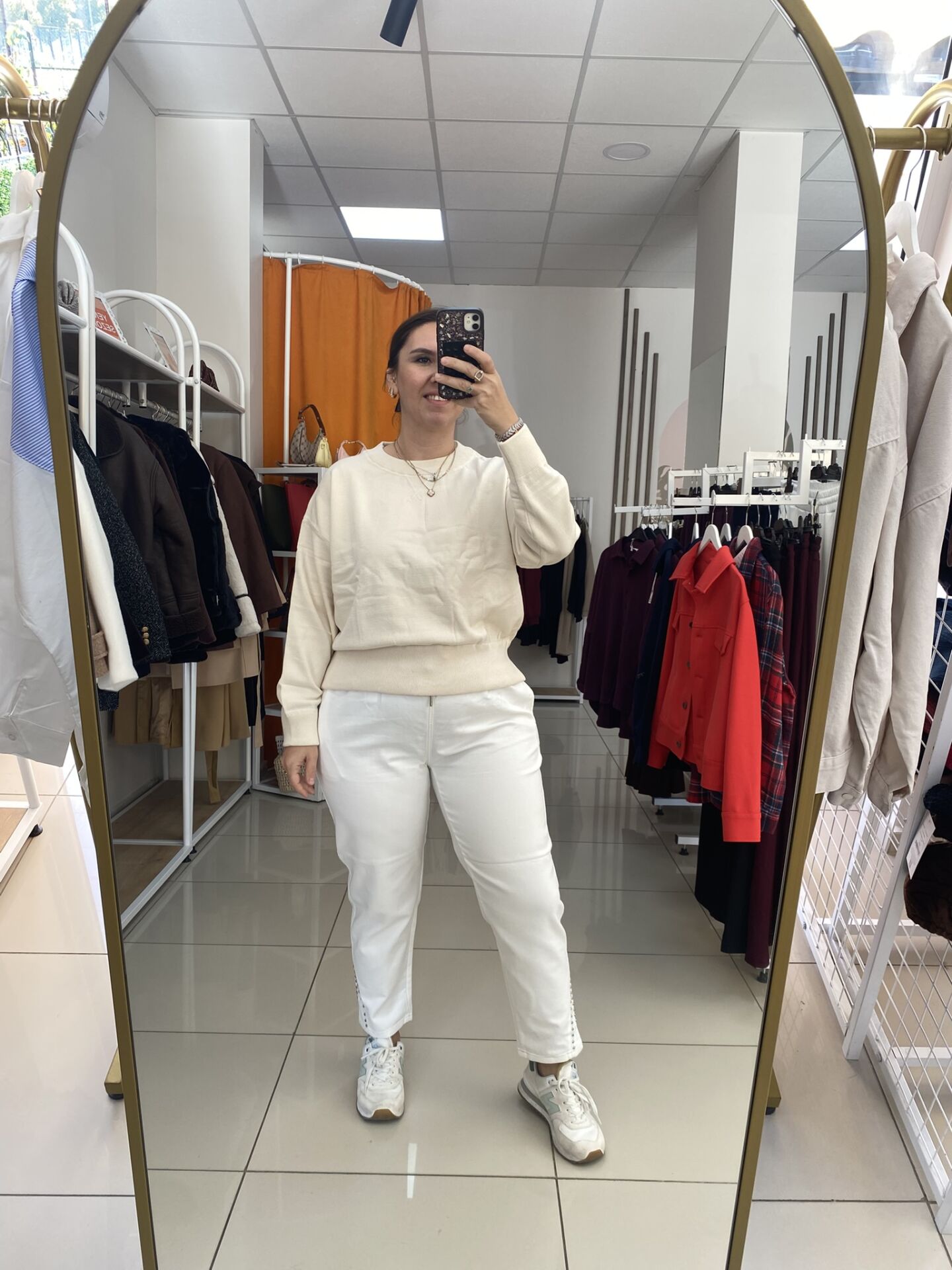 YUVARLAK YAKA KAZAK(KREM)