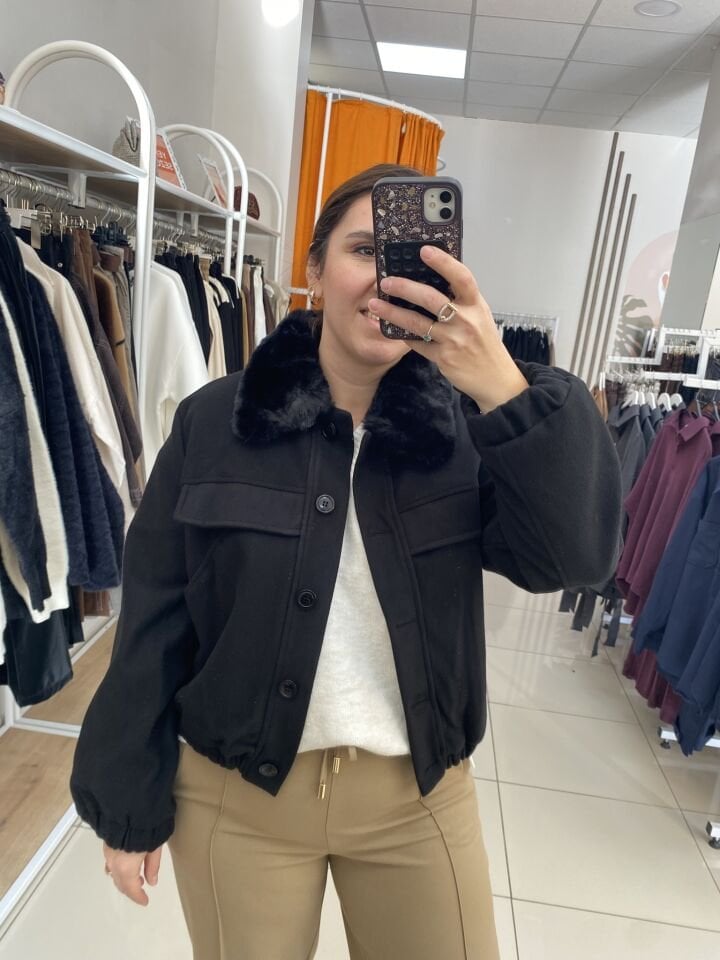 DÜĞMELİ KISA KAŞE KABAN (SİYAH)