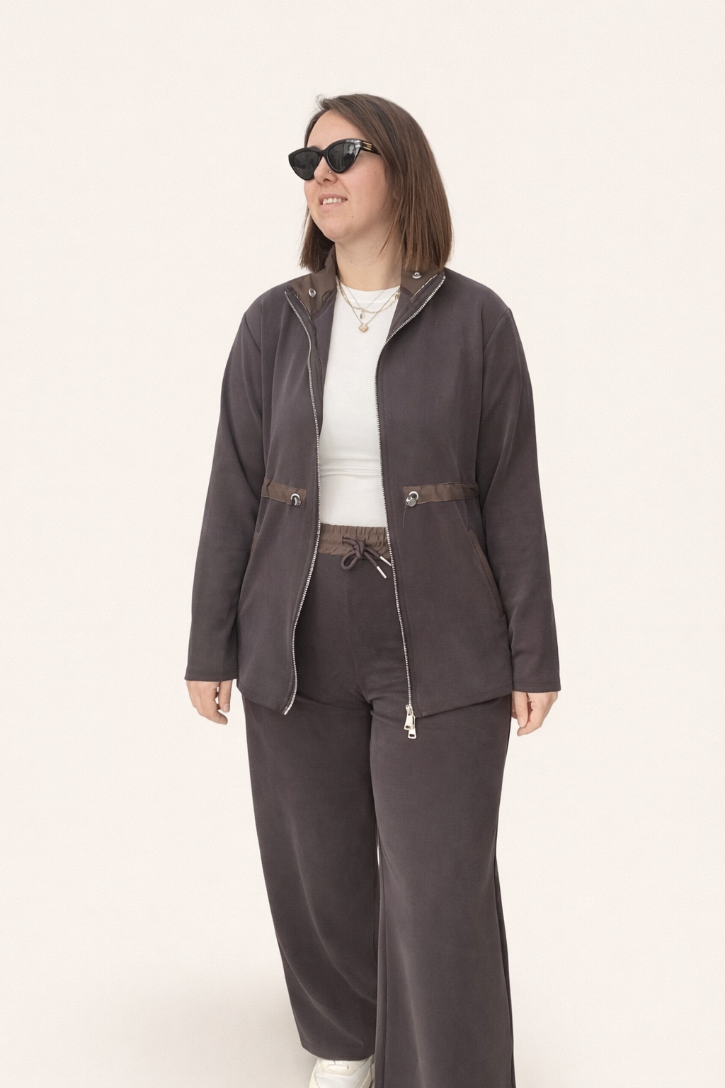 EŞOFMAN TAKIMI(KAHVERENGİ))