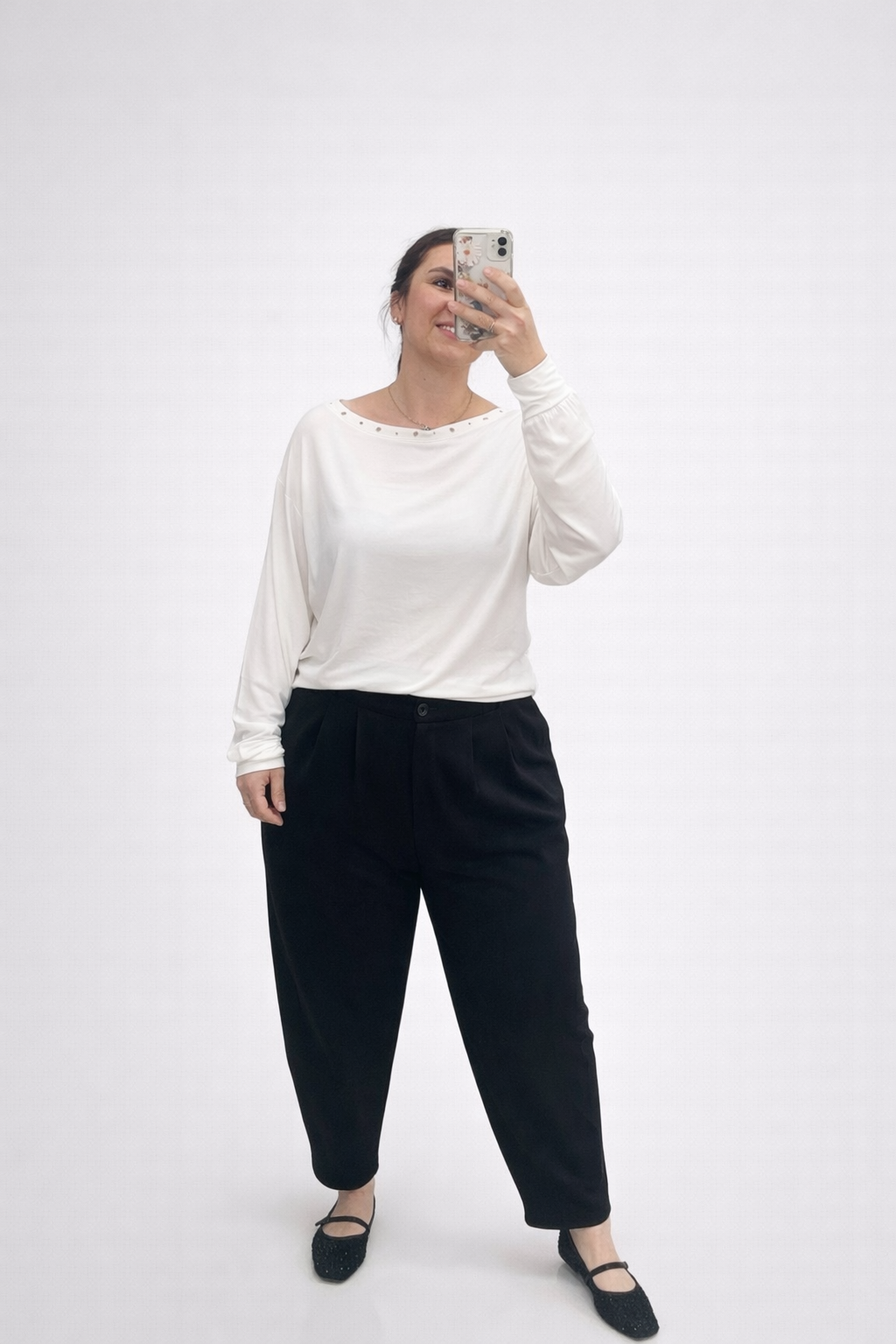 KAYIK YAKA KUŞ GÖZÜ DETAYLI BLUZ